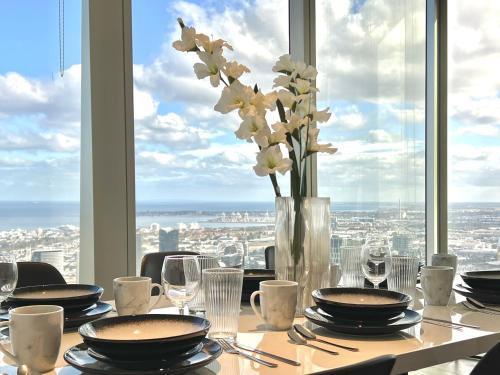Exclusive 3B2B Apartments At WSP Room Type - Three-Bedroom Apartment - Deposit Required Exclusive 3B2B Apartments At WSP Room Type - Three-Bedroom Apartment - Deposit Required