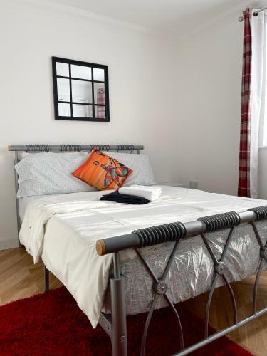 Eldridge Court Apartment