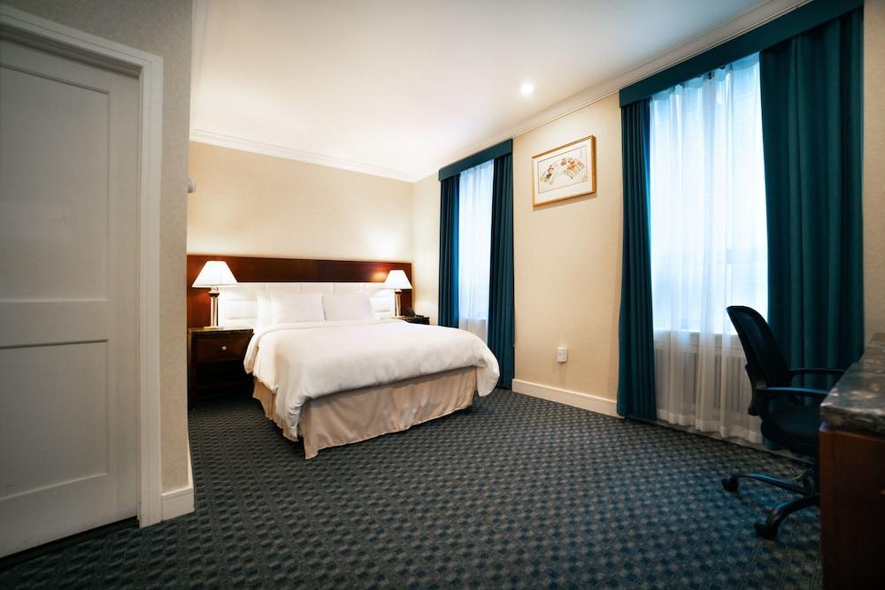 Hotel Stanford Room Type - City View, 1 Queen Bed