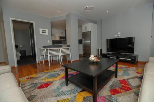 Har 55 3 bedroom Self-Catering - Tap to explore photos