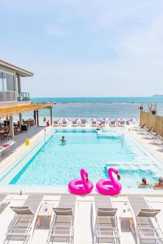 LOVE beach club Koh Samui - Tap to explore photos
