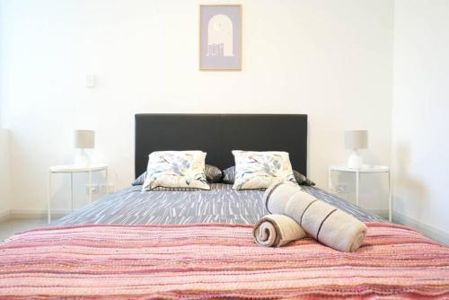 Adorable One Bedroom APT in heart of WWP - Tap to explore photos
