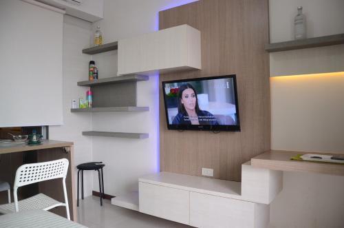 Thamrin Executive - Tap to explore photos