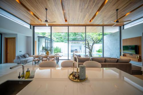 Botanica Foresta 4BR Luxury Villa with Pool by NLA - Tap to explore photos