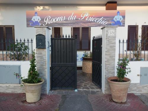 Rooms da Pisicchio - Tap to explore photos