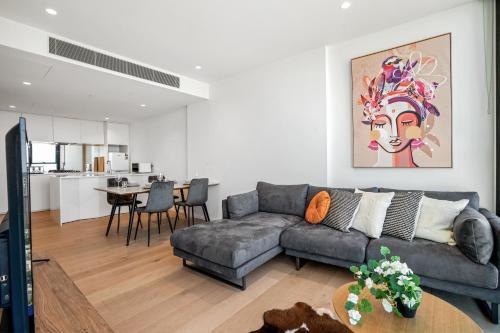 3BR 2BATH, Southbank, Crown, Sea View, Level 39 - Tap to explore photos