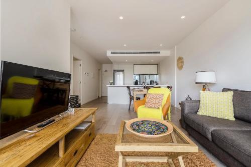Abbotsford Short Stay Luxury Style & Location