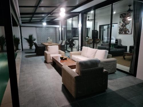 Beautiful private 3 bedroom villa with pool and gym - Tap to explore photos