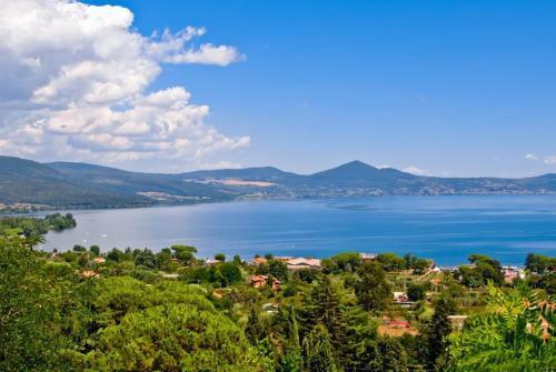 CASA.AD - Tap to explore photos