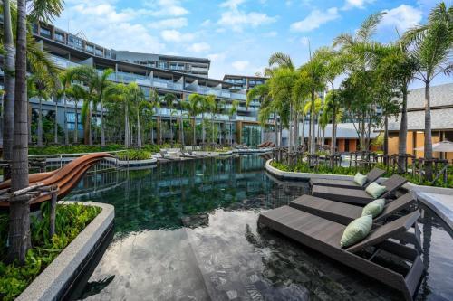 Deluxe apartment with sea view and jacuzzi