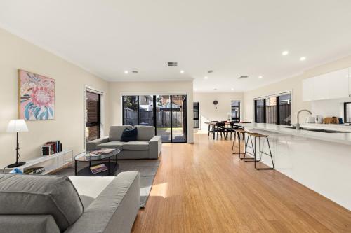Entire Great Place Keysborough - Tap to explore photos