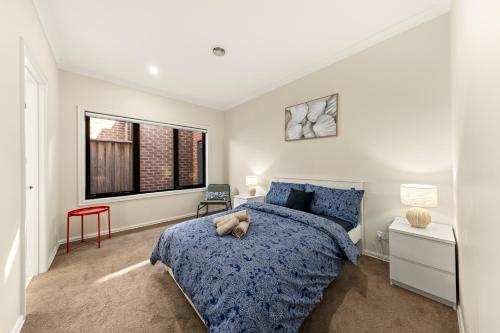 Entire Great Place Keysborough - Tap to explore photos