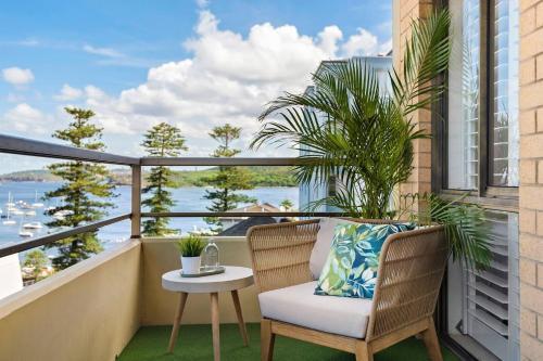 Fine Pine - Beachside Lifestyle with Two Balconies