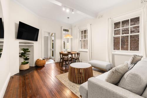 Historic Harbourside Terrace for 6 People Room Type - Apartment