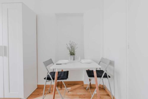 Joli studio pour 2 personnes - Levallois-Perret - Tap to explore photos