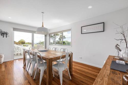 Lighthouse Views, McCrae Room Type - Four-Bedroom House