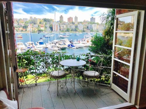 Double Bay Harbour-front apartment with stunning views - Tap to explore photos