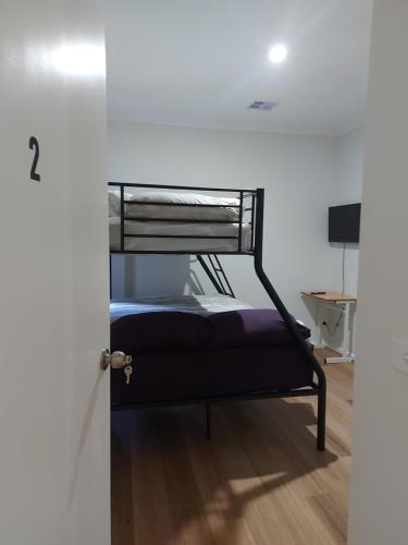 Maruve Guesthouse 12 min from Melb airport - Tap to explore photos