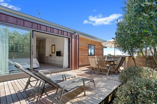 RYE HOLIDAY AWAY Room Type - Two-Bedroom House