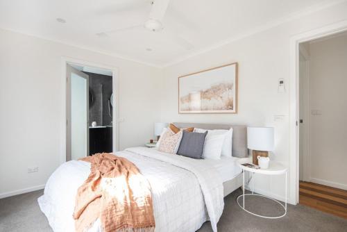 Elizabeth Lodge with Spa Walk to beach