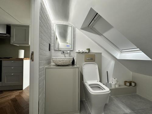 Super deluxe apartment - Tap to explore photos