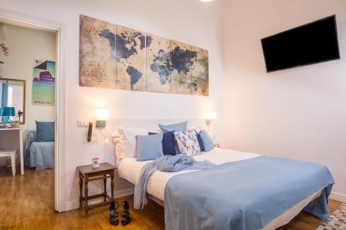 Smart Lodgings Plus - Tap to explore photos