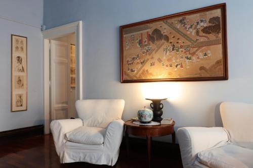 Trevi Suite B&B - Tap to explore photos