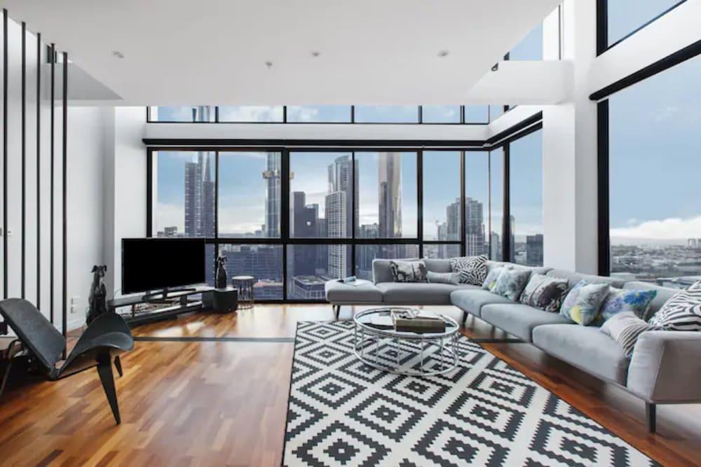 Incredible City Views in Convenient CBD Apartment - Tap to explore photos