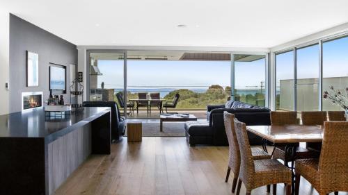 Bayview Room Type - Four-Bedroom House