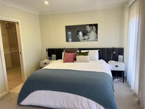 Luxury Family Holiday Rental On the Mornington Peninsula - Tap to explore photos