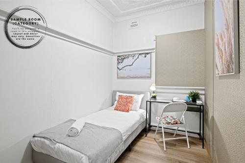 Boutique Single Room - Centrally Located at Granville - Shared Bathroom
