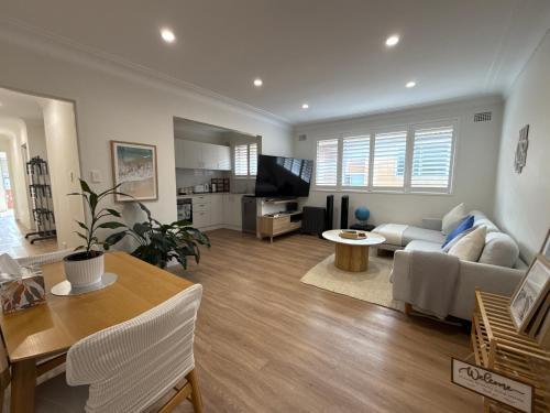 Beachside Coogee Apt with Parking Room Type - Two-Bedroom Apartment