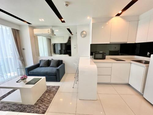 CENTRAL LOCATED 1 Bed In City Center Residence - Tap to explore photos