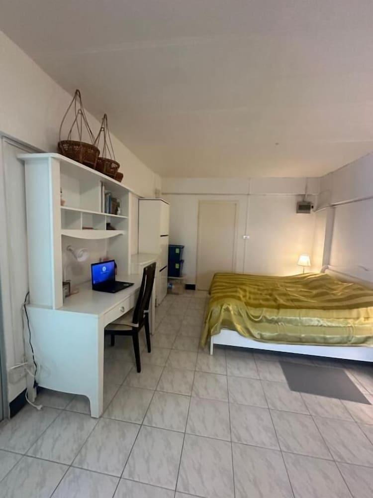 Mahasap Ramindhra next to MRT Station Room Type - Apartment
