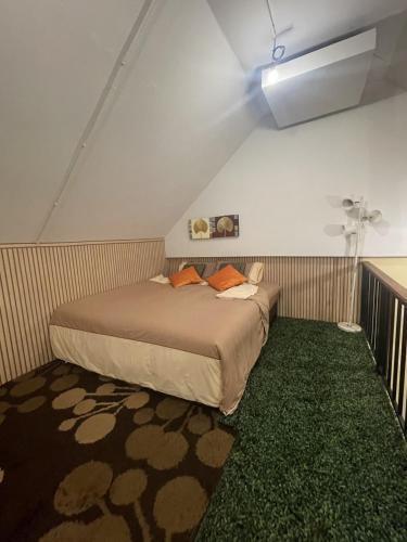 Baibon2 Homestay Thalang Phuket - Tap to explore photos