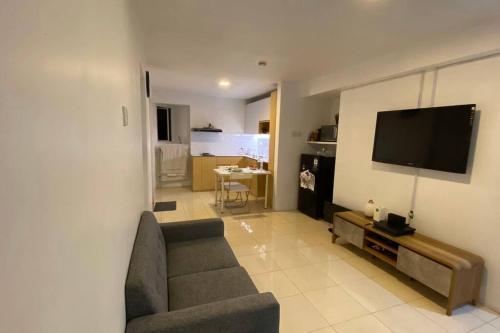 Jakarta 2BR with special offer - Tap to explore photos