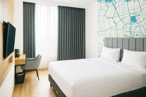 QNZ Hotel Jakarta Room Type - Superior King Room