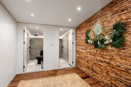 Aidan Beachfront Suites 5 Bed Lamai - KBR28 - Tap to explore photos