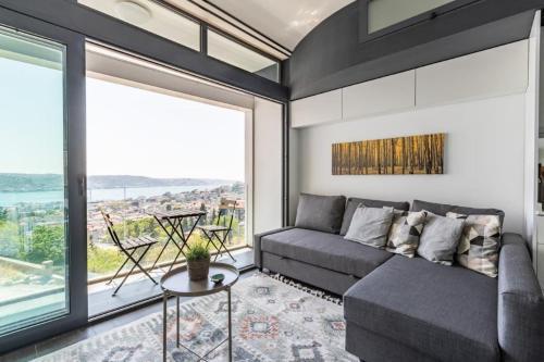 Gorgeous Studio W Stunning Views Patio! #361 - Tap to explore photos