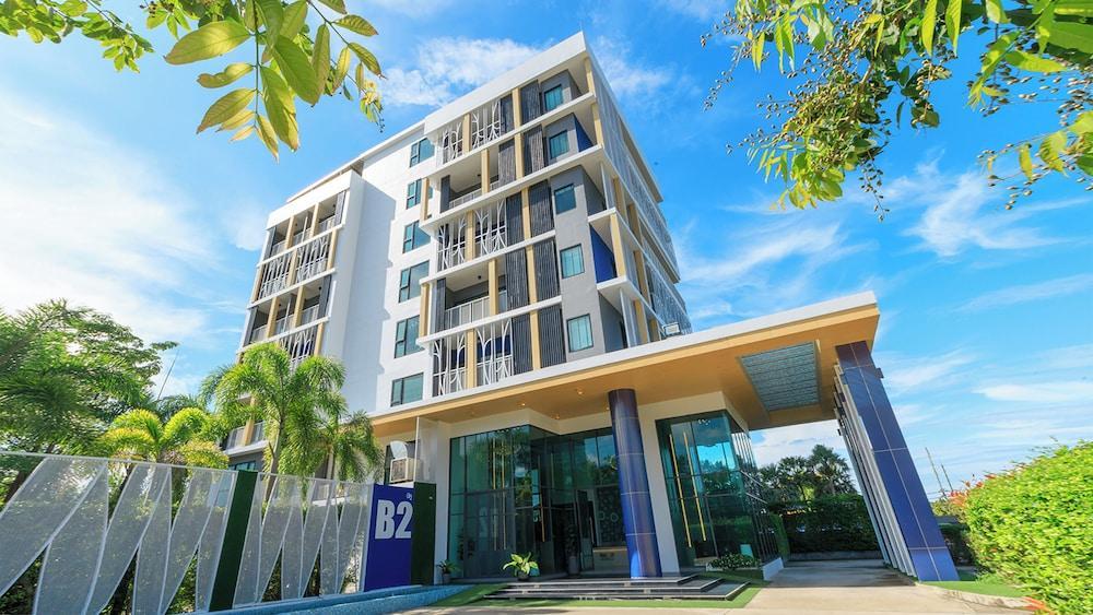 B2 Krabi Premier Hotel - Tap to explore photos