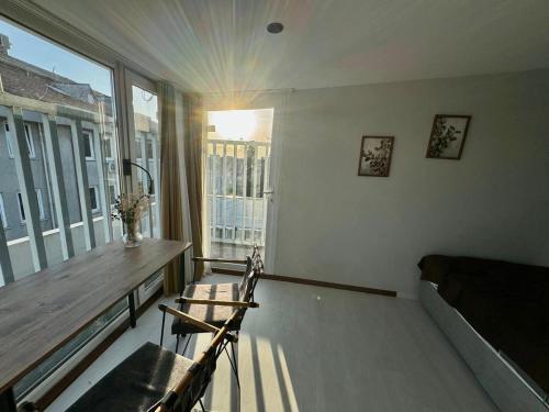 Double studio with a big balcony and nice view 51 - Tap to explore photos