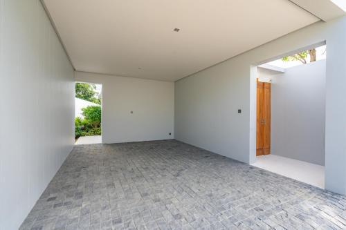 Modern 3BR Pool Villa at Anchan Flora in Bangtao - Tap to explore photos