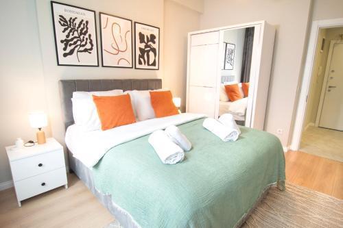 Brand New Apt With Bedroom & Office - Tap to explore photos