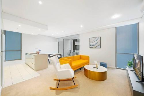 Stylish and free parking 2b2b at Burwood - Tap to explore photos