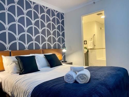 Sydney City Getaway 1 Bdrm Apt 2 Bathrms Sleeps 4 - Tap to explore photos