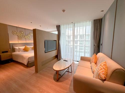 Apartment by the sea 1 bedroom S5309 by IBGProperty