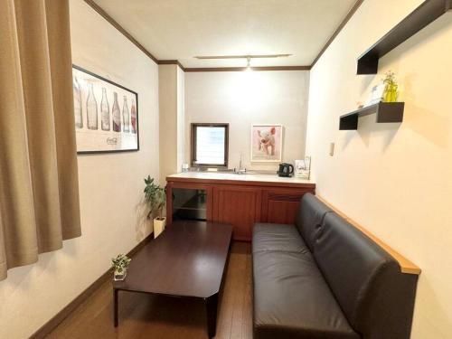 Tokyo House2 Best location in JUJO 2minutes walk to JR Jujo station - Tap to explore photos