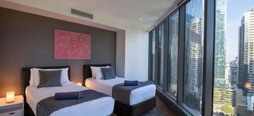 Freshwater Place - 2 Identical, 3-Bedroom Apts - Tap to explore photos