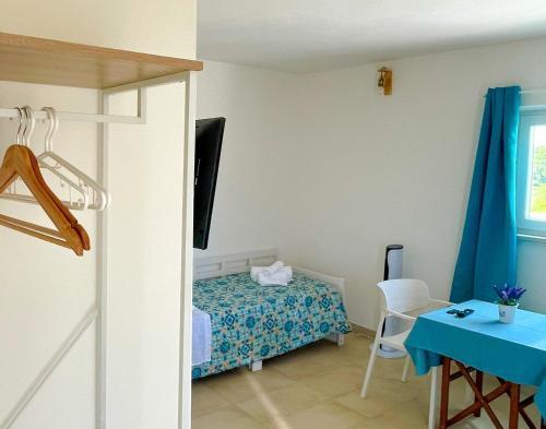 VILLA BELVEDERE Seaview Apartments - Relax a due passi dal mare - Tap to explore photos