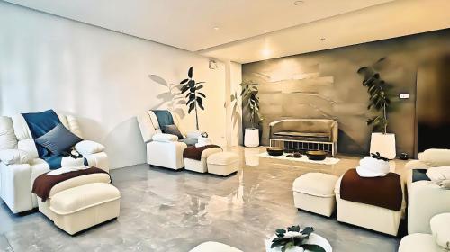 Luxury studio near Nai Harn beach - Tap to explore photos